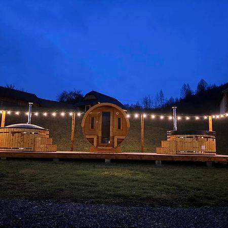 Biotour Camping & Restaurant Ghimes-Faget Exterior photo