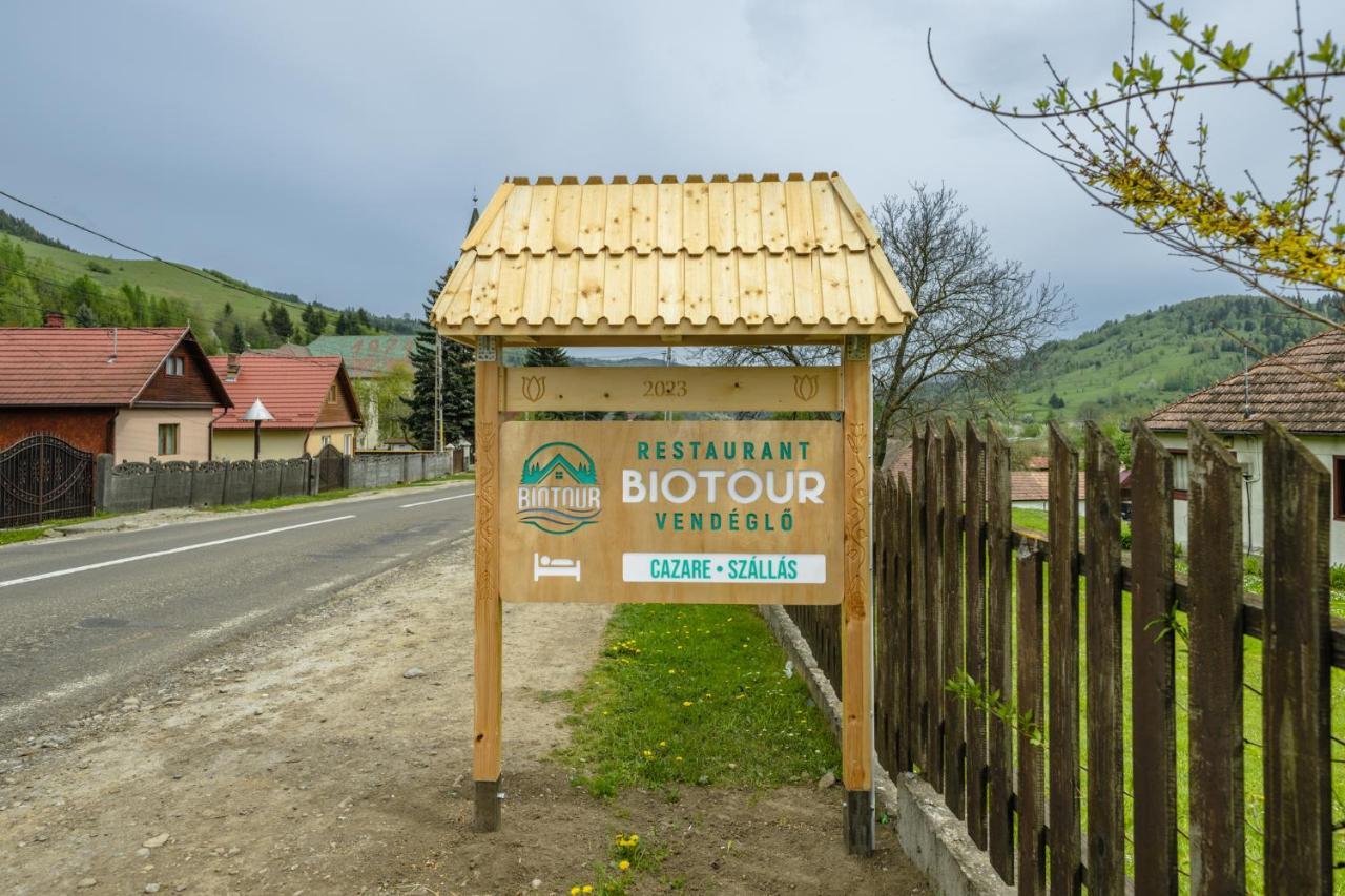 Biotour Camping & Restaurant Ghimes-Faget Exterior photo