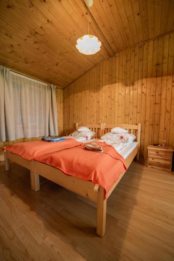 Biotour Camping & Restaurant Ghimes-Faget Exterior photo